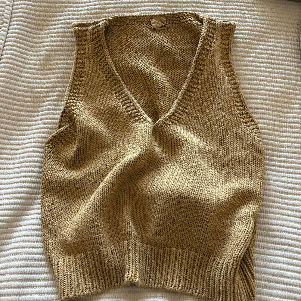Babaa Cream Sleeveless Sweater
